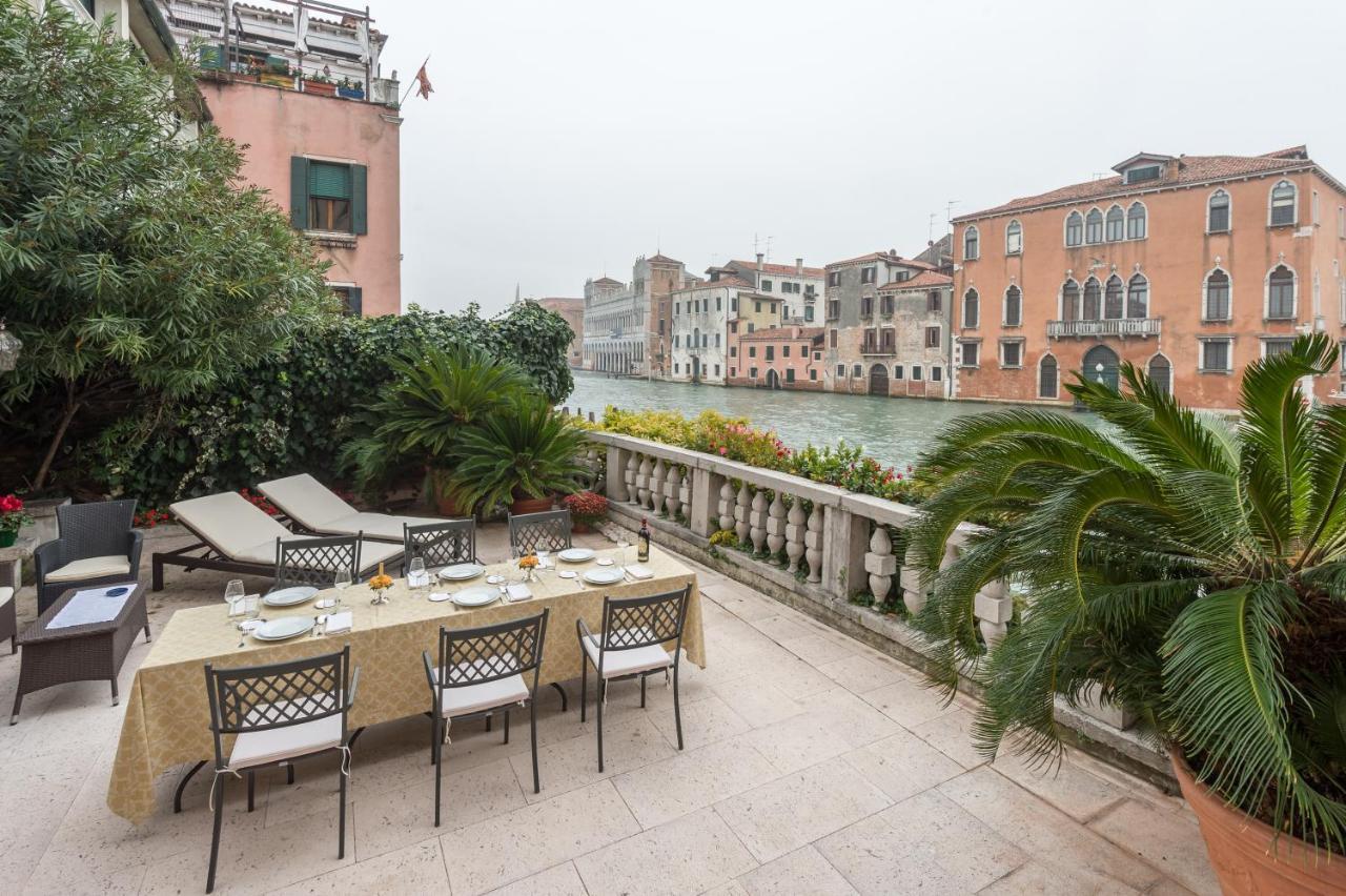 Ca' Dei Cuori On The Grand Canal Venecia Exterior foto