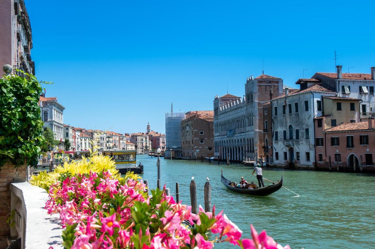 Ca' Dei Cuori On The Grand Canal Venecia Exterior foto